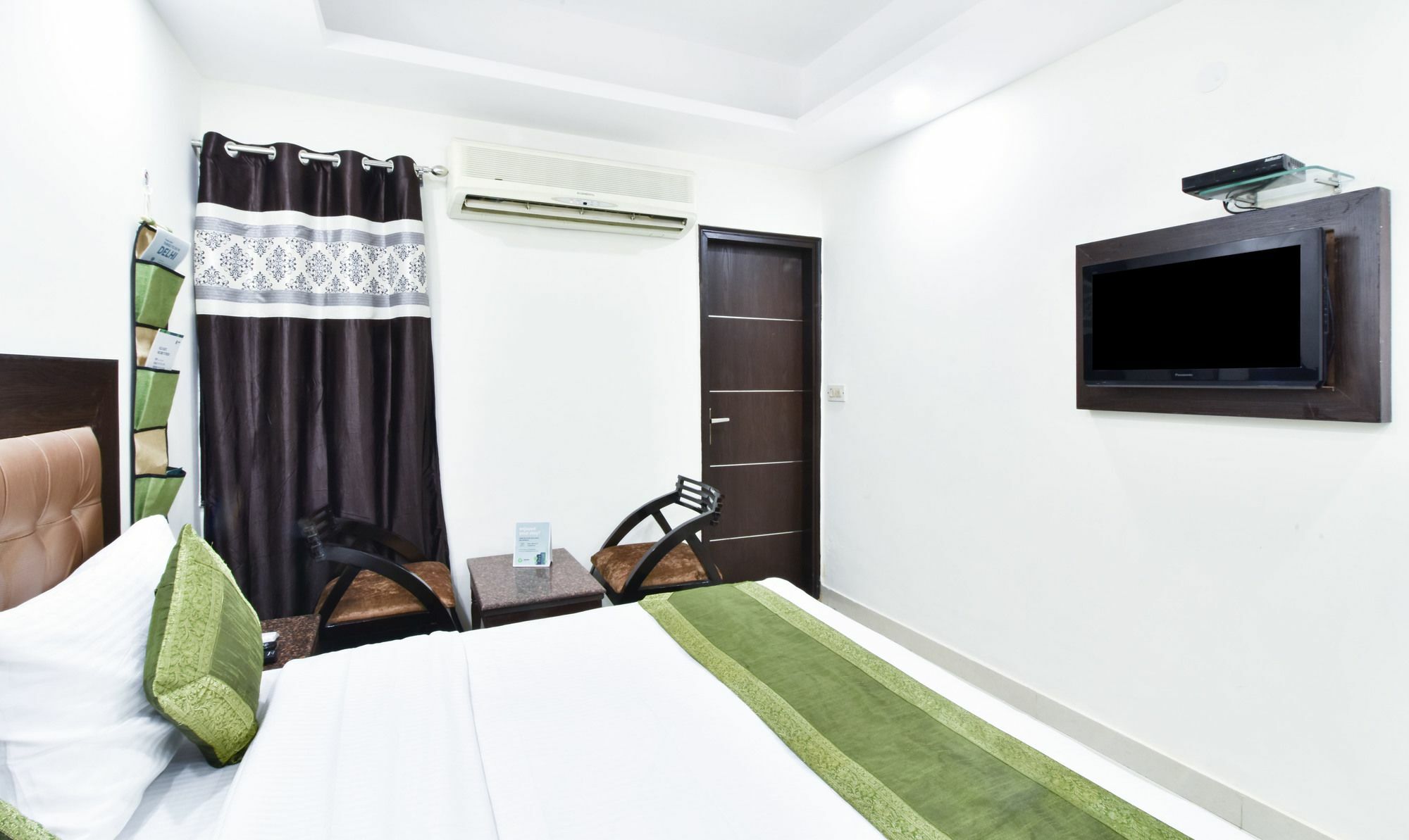 Treebo Mehar Castle Hotel Delhi  Exterior photo