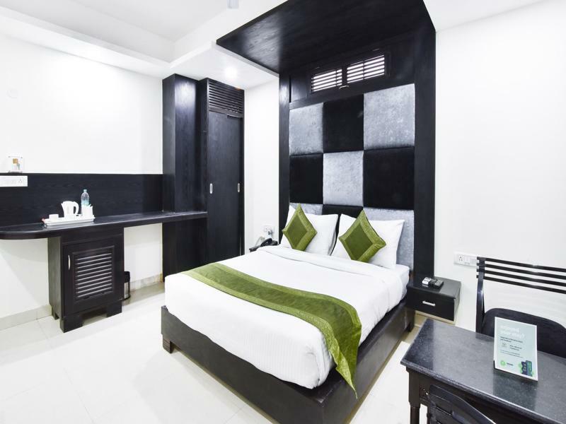 Treebo Mehar Castle Hotel Delhi  Exterior photo