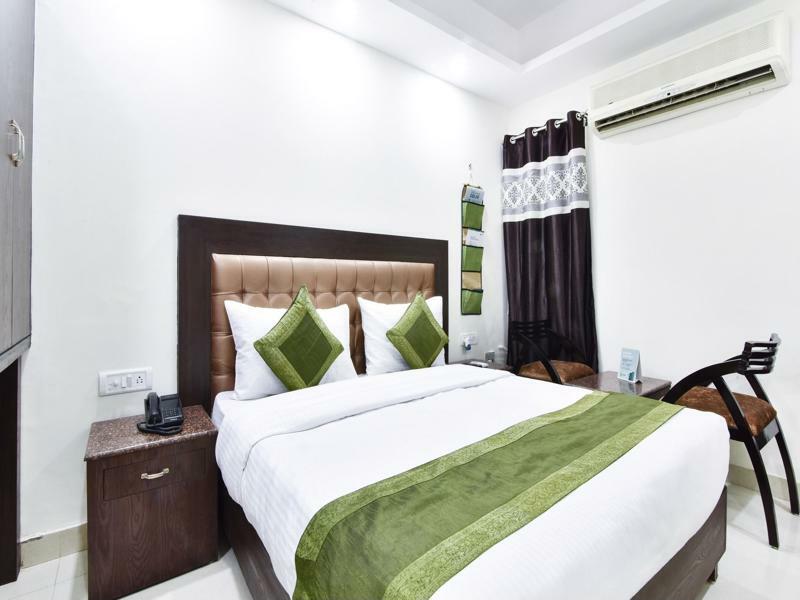 Treebo Mehar Castle Hotel Delhi  Exterior photo